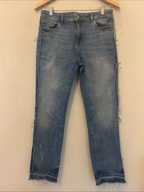 DL 1961  Blue Frayed Side-Trim Mara Ankle Everett makes d rise jeans Size 28 EUC